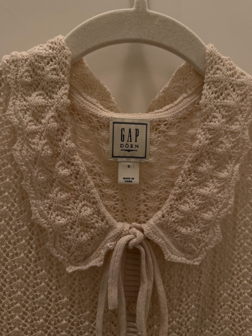 Doen Gap Cream Knit Lace-Collar Sweater